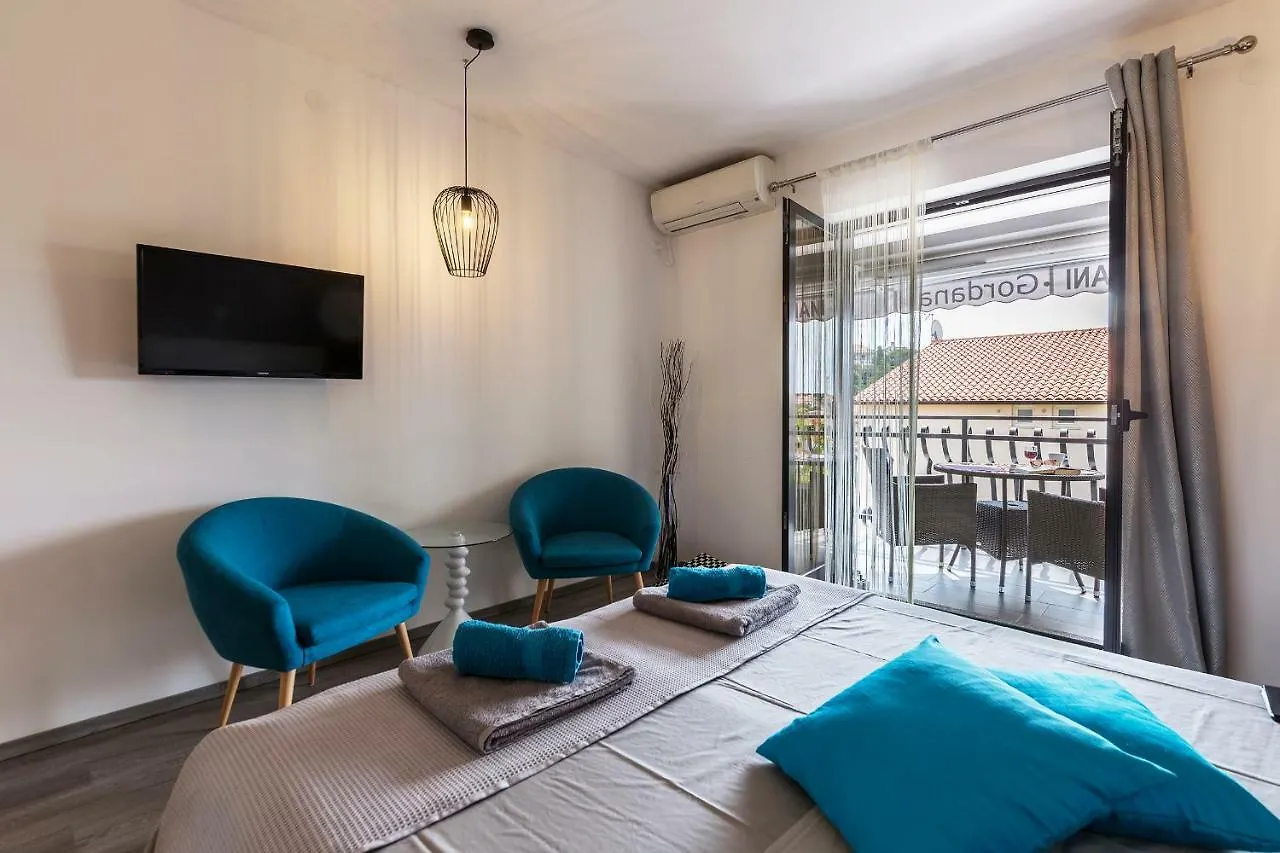 Apartmani Villa Gordana Pola 0*,